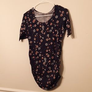 Maternity Rouched side tshirt